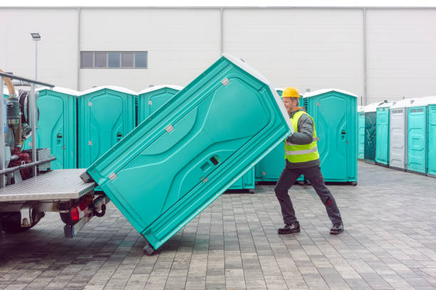 Porta potty delivery and setup in Athens, TX